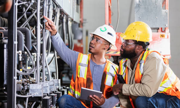 Best Best Electricians Near Me  in Middletown, CA